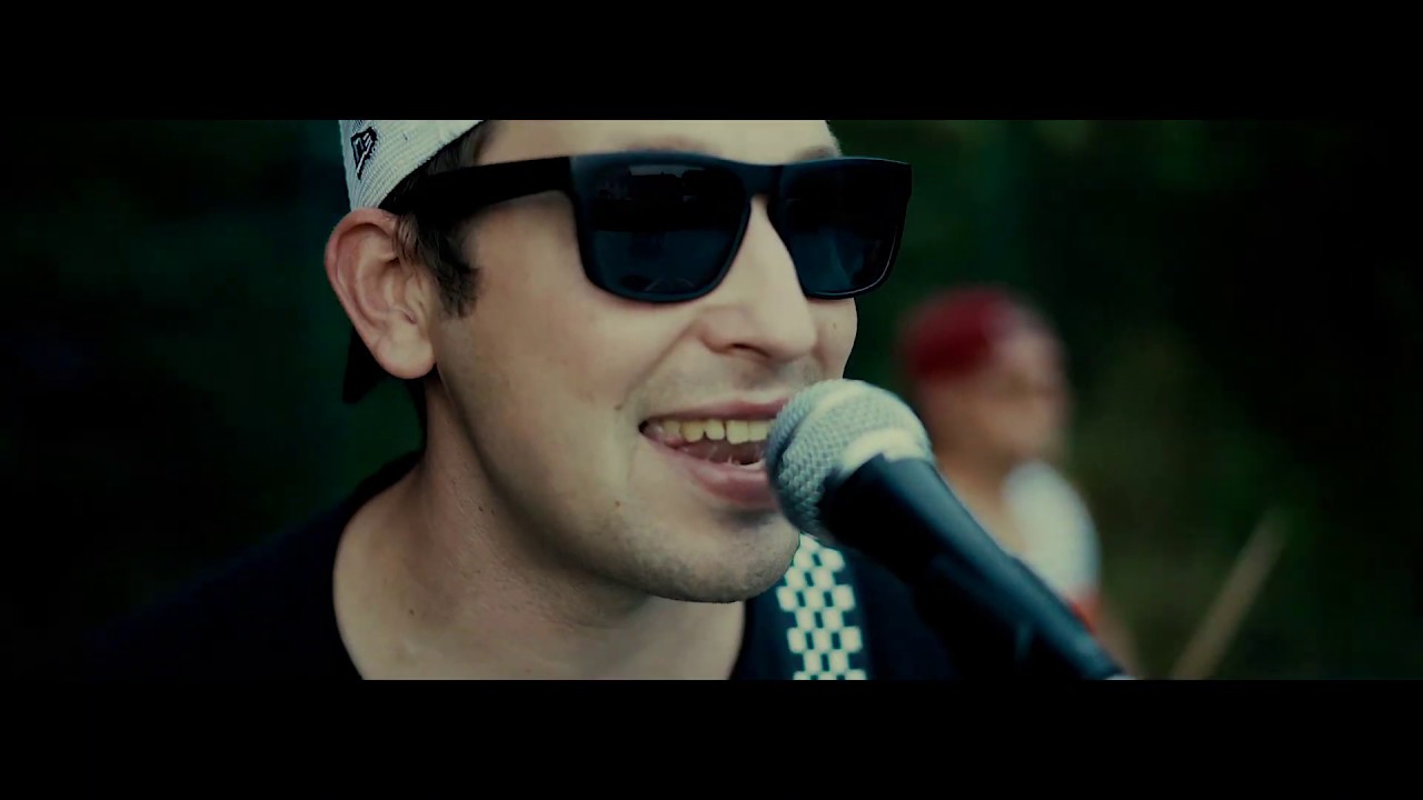NEŘEŠ - KAŽDÝ Z NÁS (oficiální videoklip)