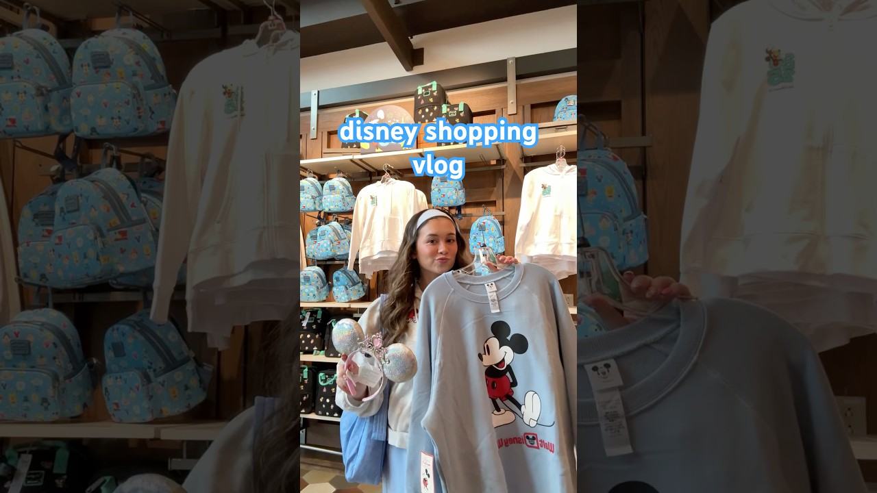 come shopping with me at disney world!! vlog 🐭✨