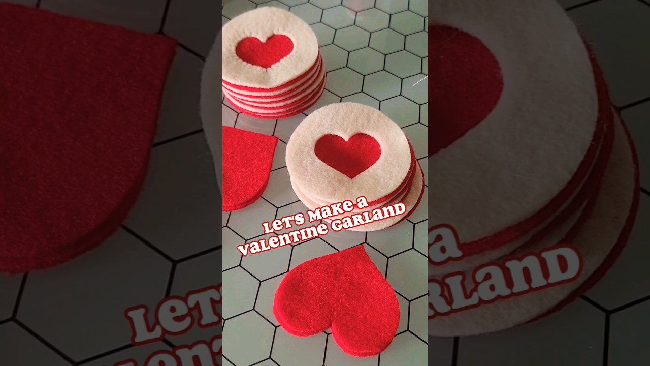 Let's Make a Valentine Cookie Garland! ❤️✨️ #valentine #short #felt #garlandmaking