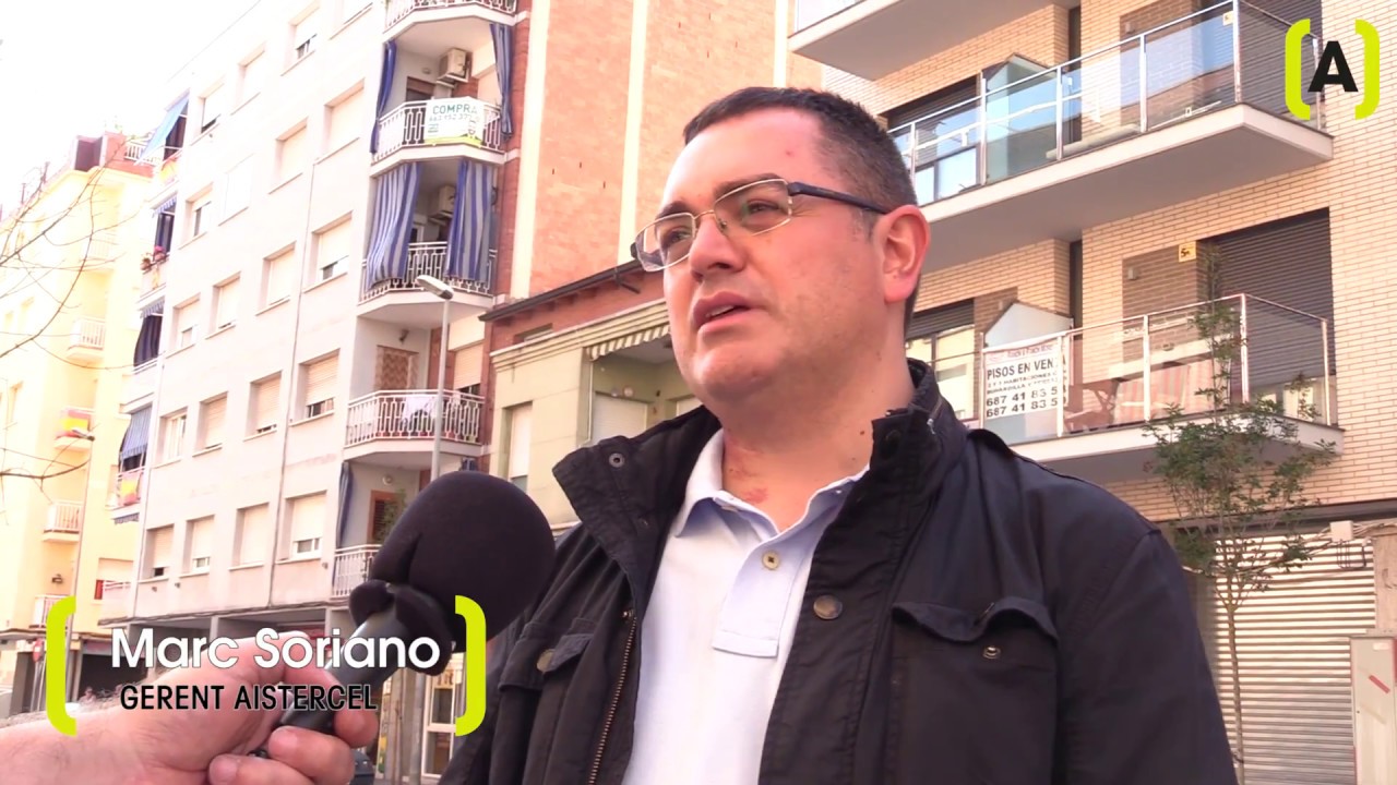 Aislamiento mediante insuflado de celulosa de tabique pluvial