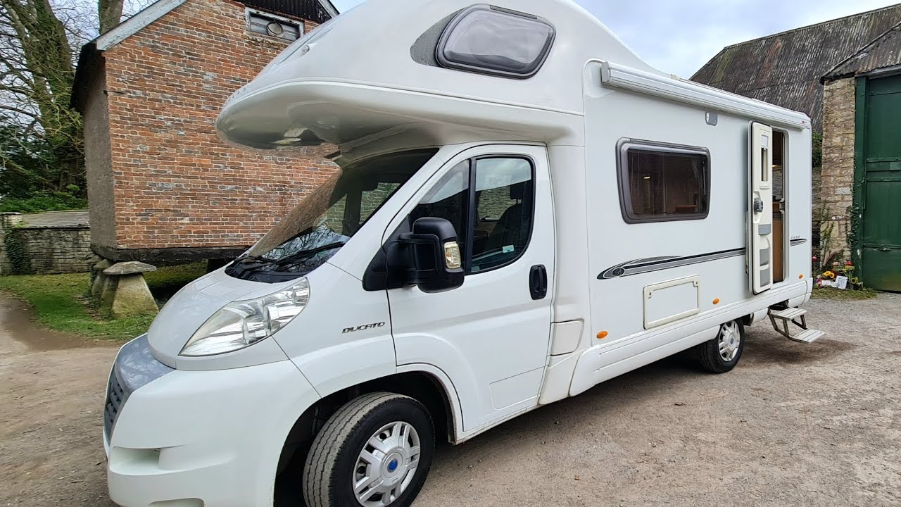 Bessaccar E435 4 berth motorhome 2007 37000 miles end kitchen for sale NOW SOLD