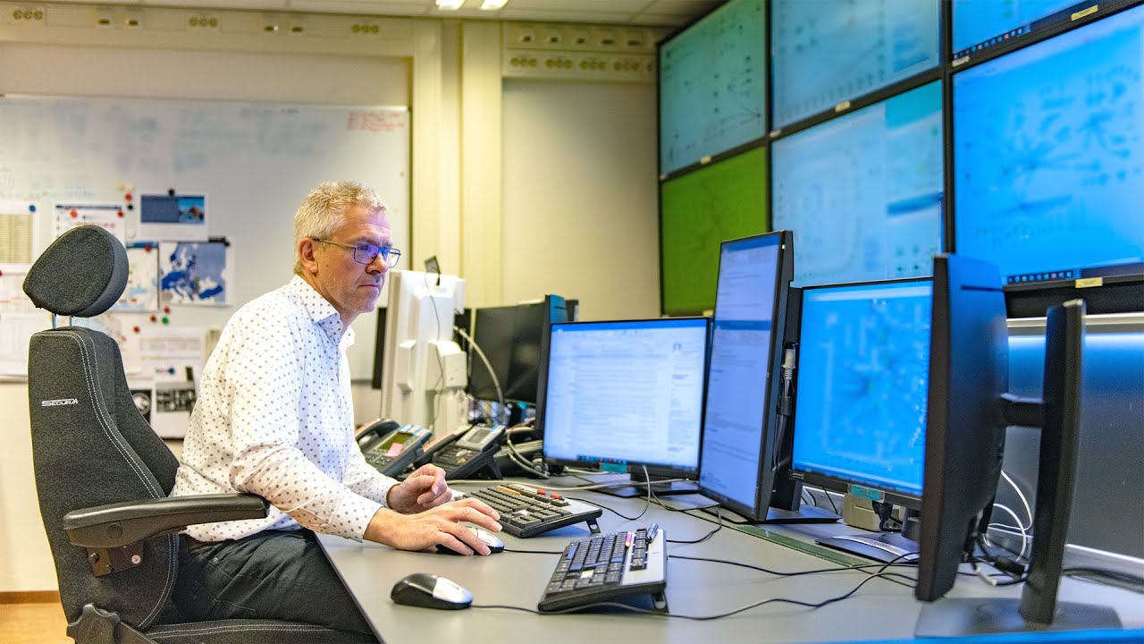 Keeping NATO connected