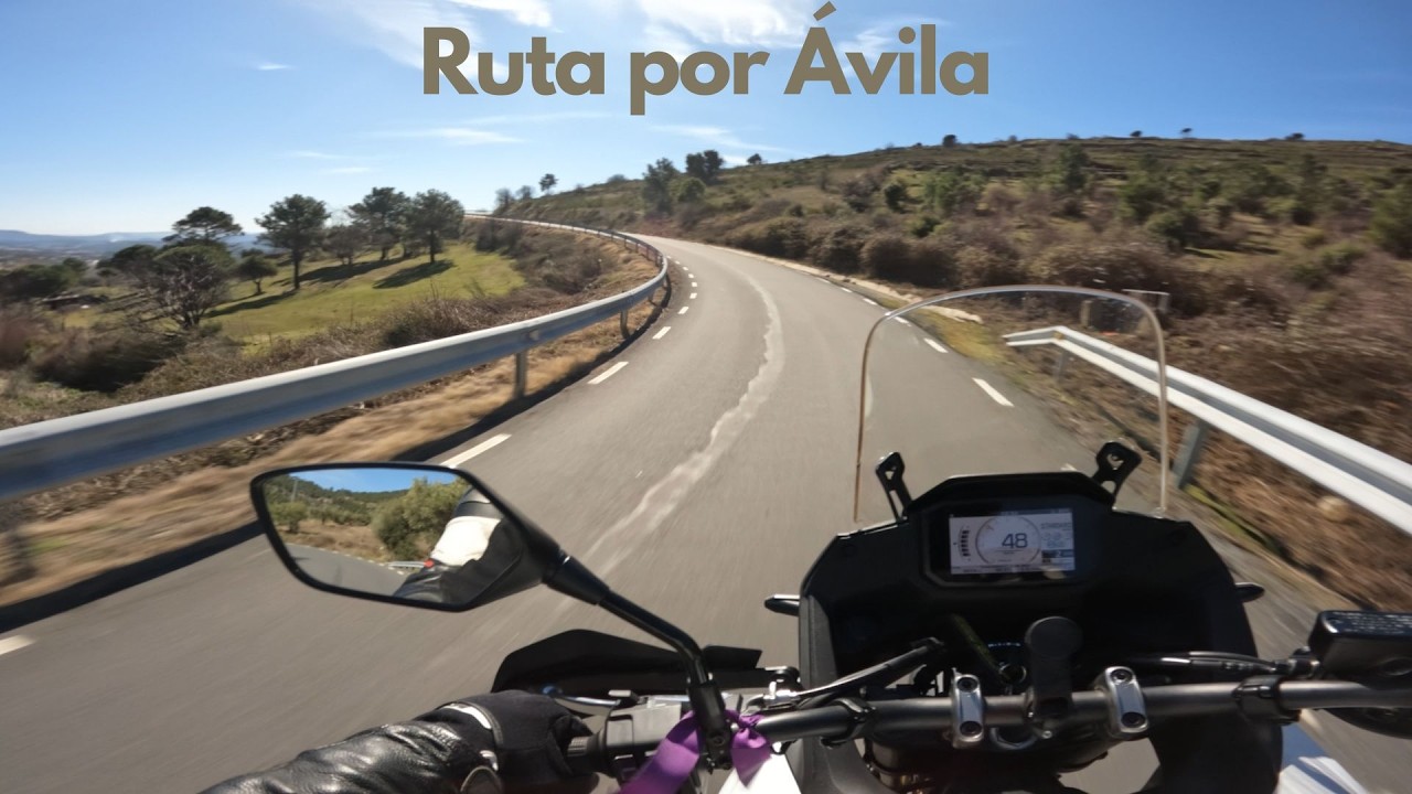 Ávila con la Honda Transalp 750 | Curvas hasta el Puerto del Pico 🏔️