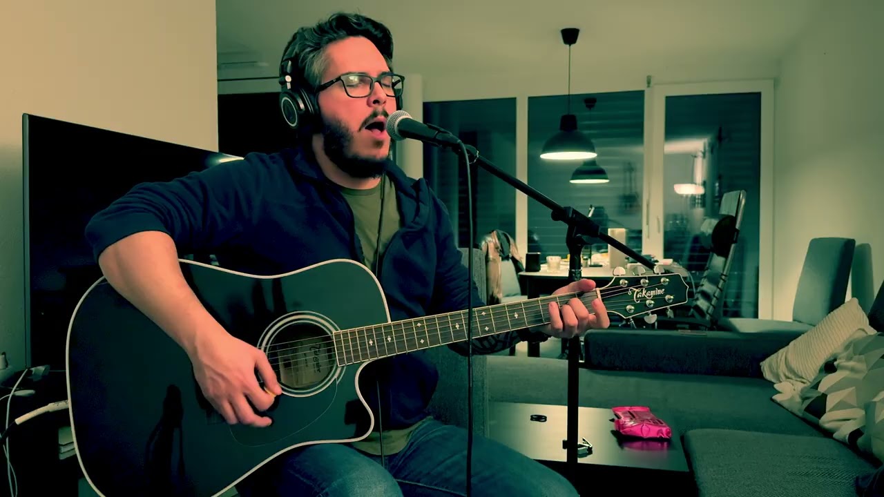 Heart Shaped Box (Cover)