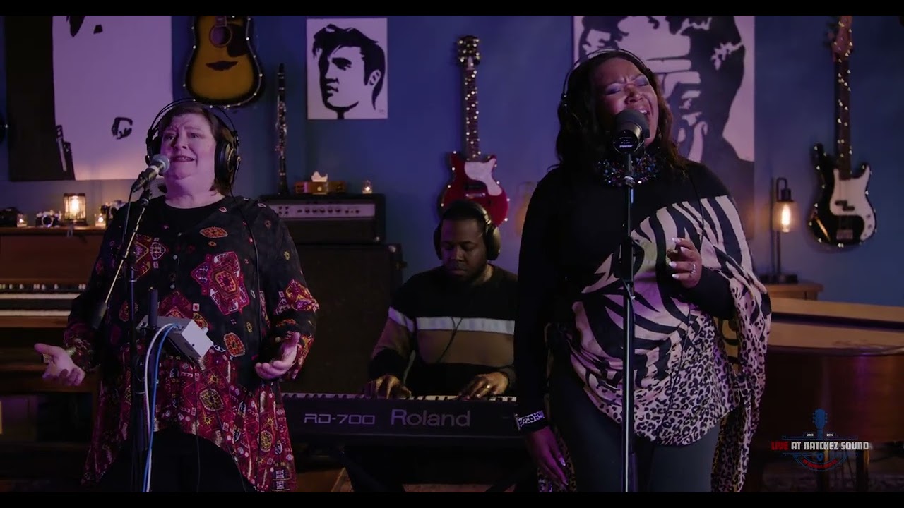 Live at Natchez Sound: Lynn Smith and Jessica Hawkins - 