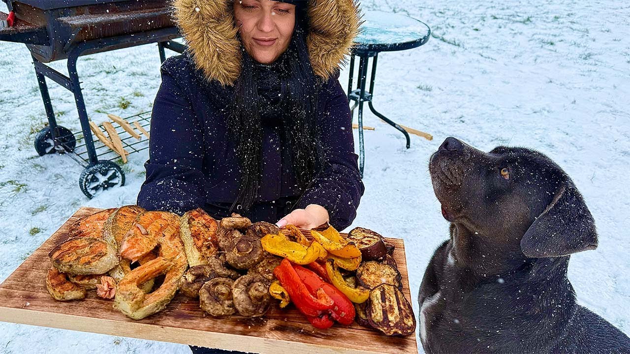 Snowfall Grill Masterclass: Red Fish Steaks with Sizzling Veggies