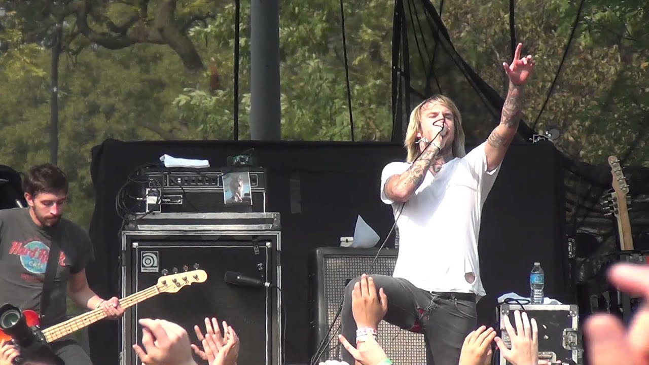 Chiodos - There's No Penguins In Alaska (live at Riot Fest 2012)