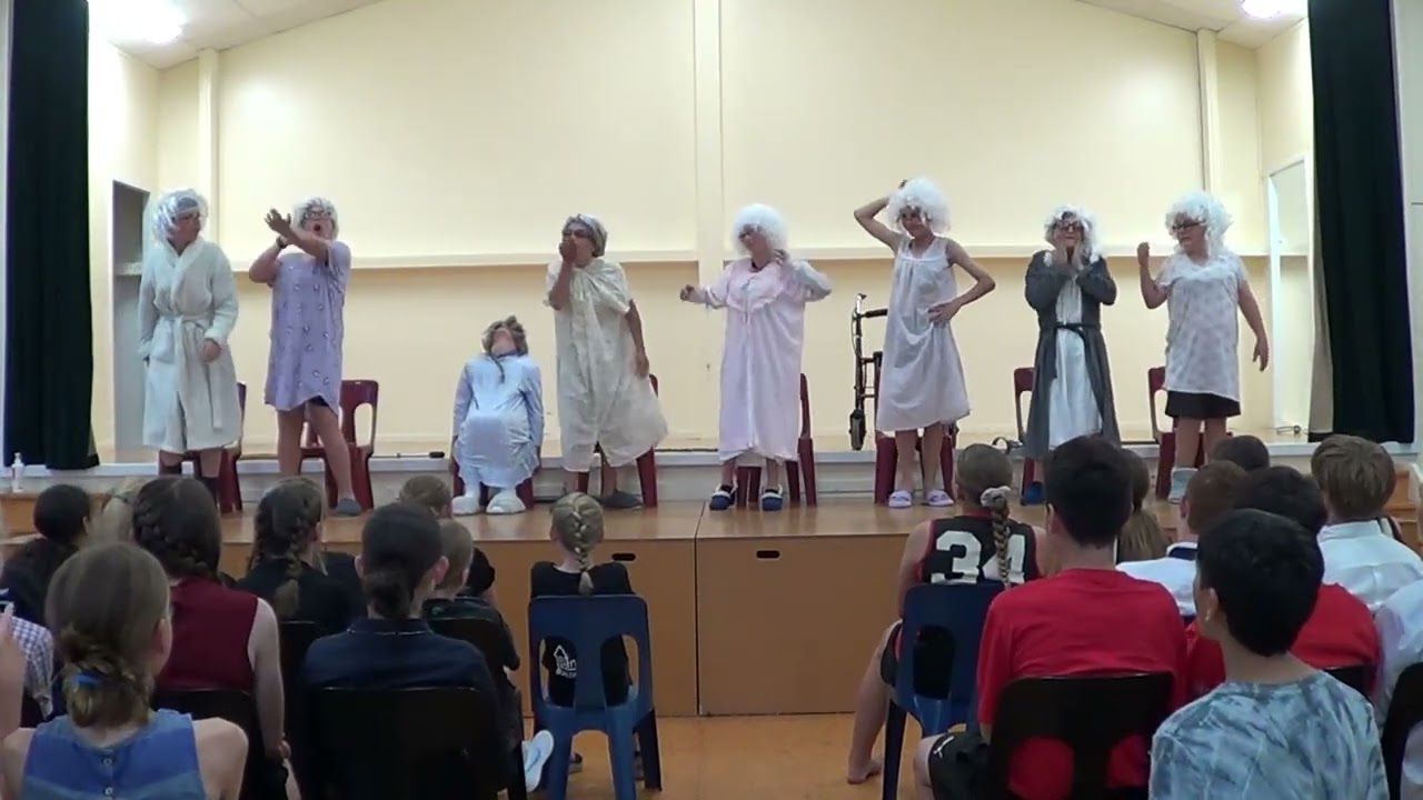 Assembly Item - Dancing Grannies - Room 8 - Halcombe School - December 2022