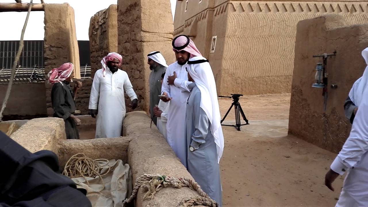 السواني والبئر القديمة في مقصورة الراجحي بالبكيرية