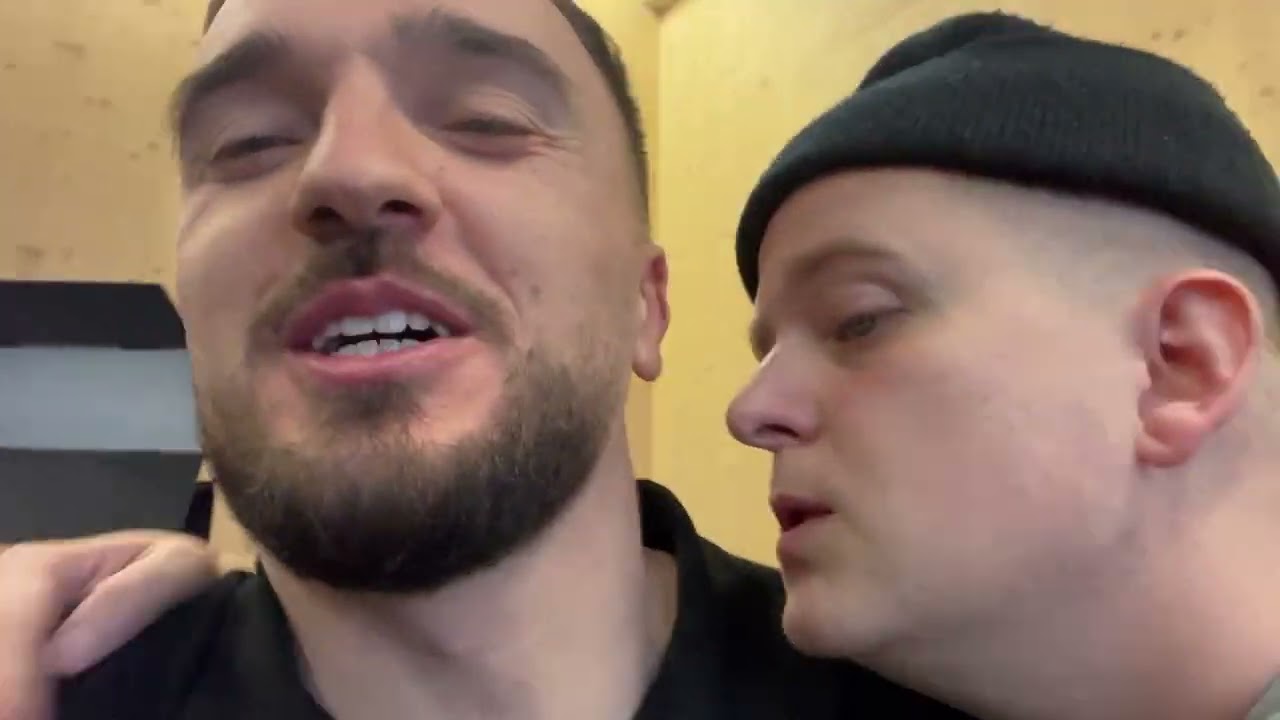 Unser aller erster Stand-Up Auftritt! - T-Ronimo & Eric