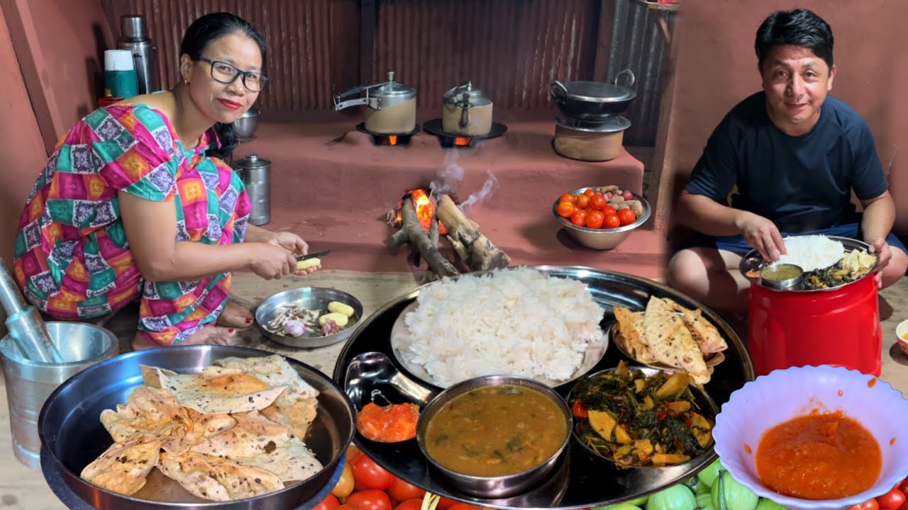 Healthy Nepali Village Dinner Recipe: Latte Saag Aloo Recipe, Masem Dal with Rice || Rural Cooking