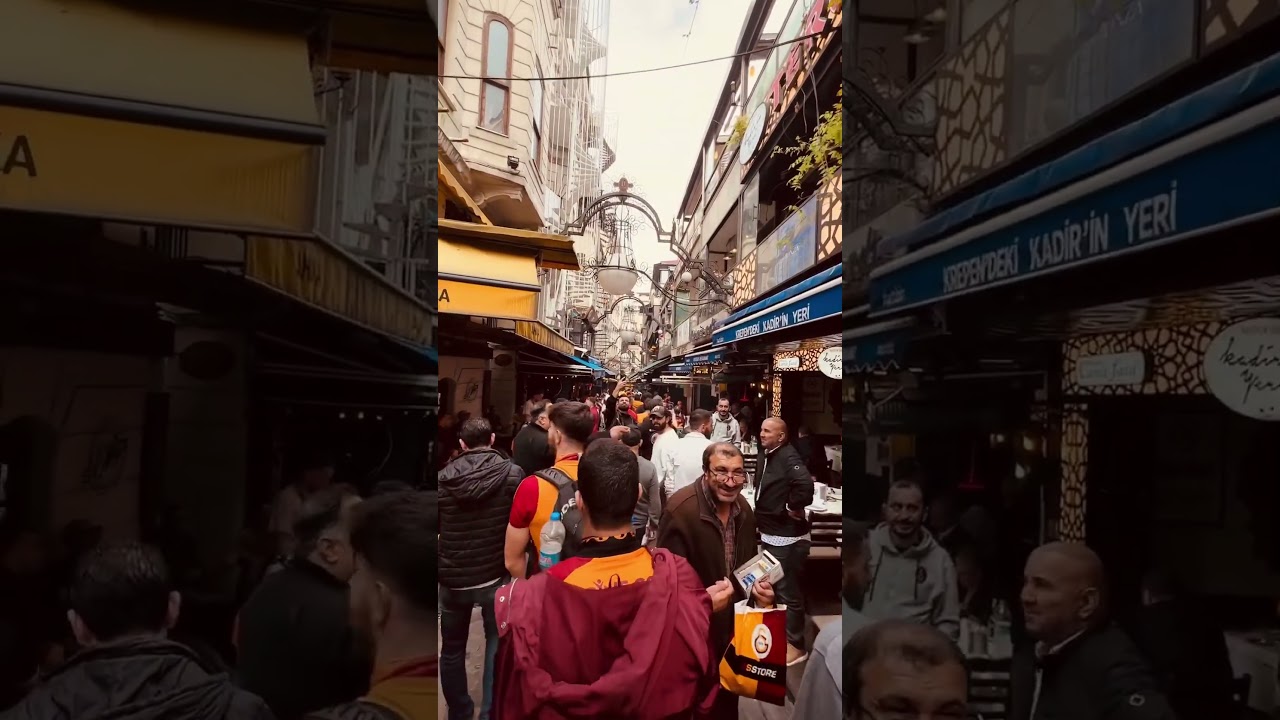 İSTİKLAL CADDESİ🇹🇷ÇİÇEK PASAJI🇹🇷