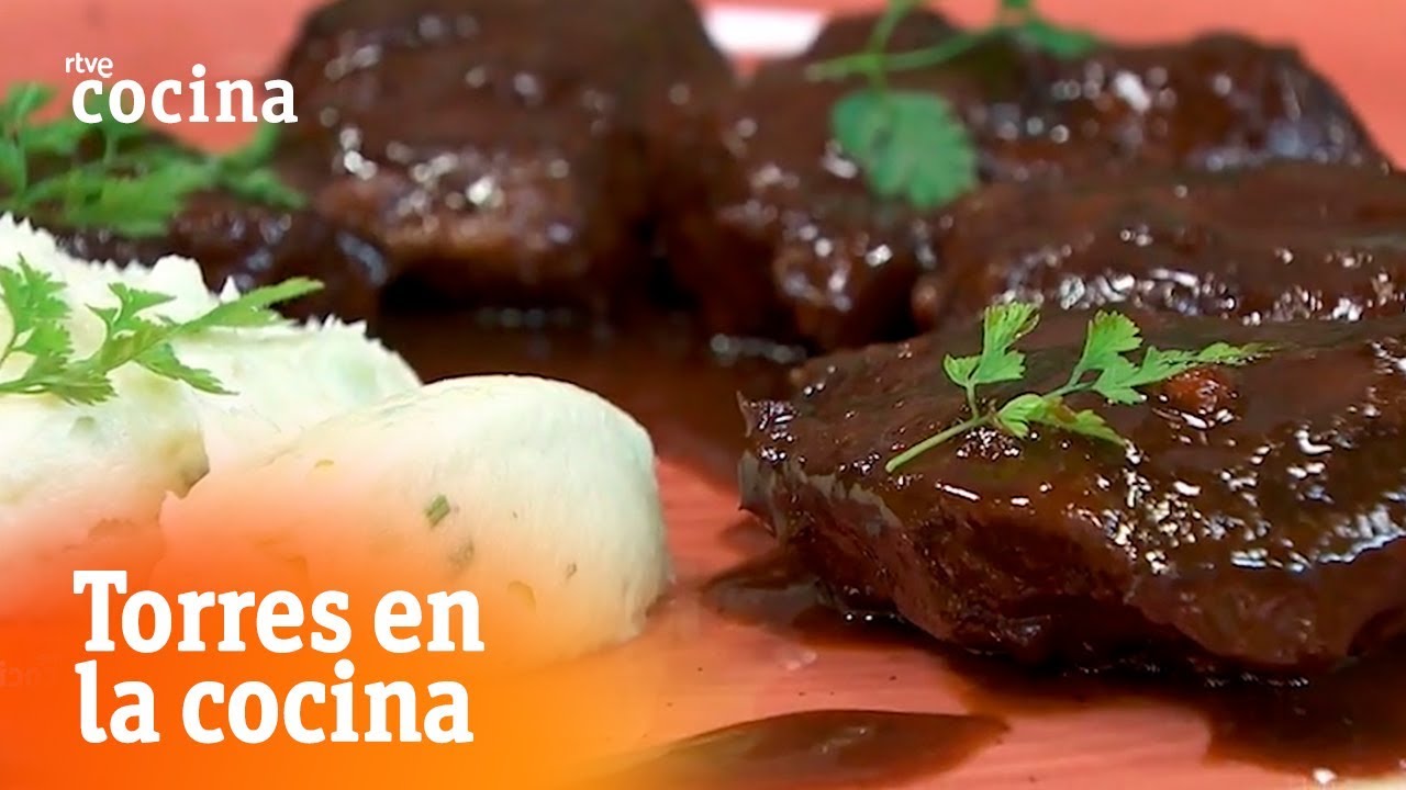 Cómo hacer Carrilleras ibéricas- Torres en la Cocina | RTVE Cocina