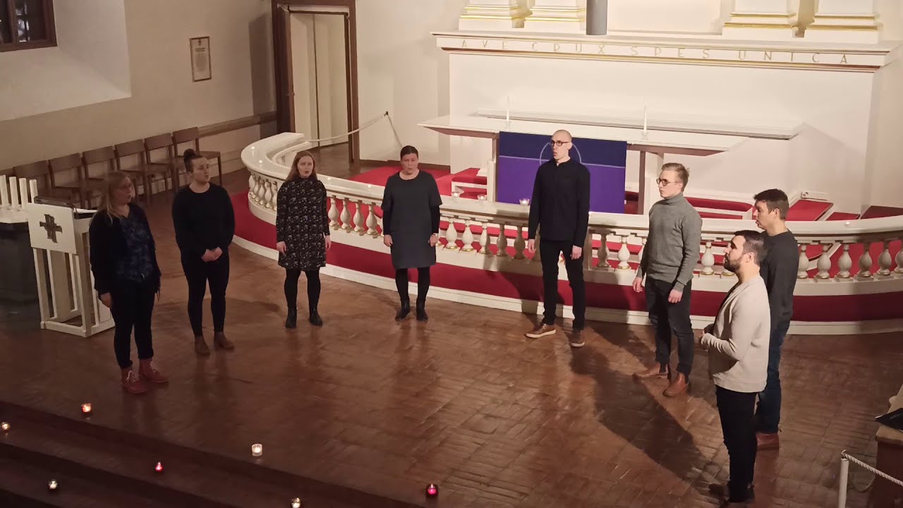 Laulaensemble: Maa on niin kaunis - Sleesialainen kansansävelmä