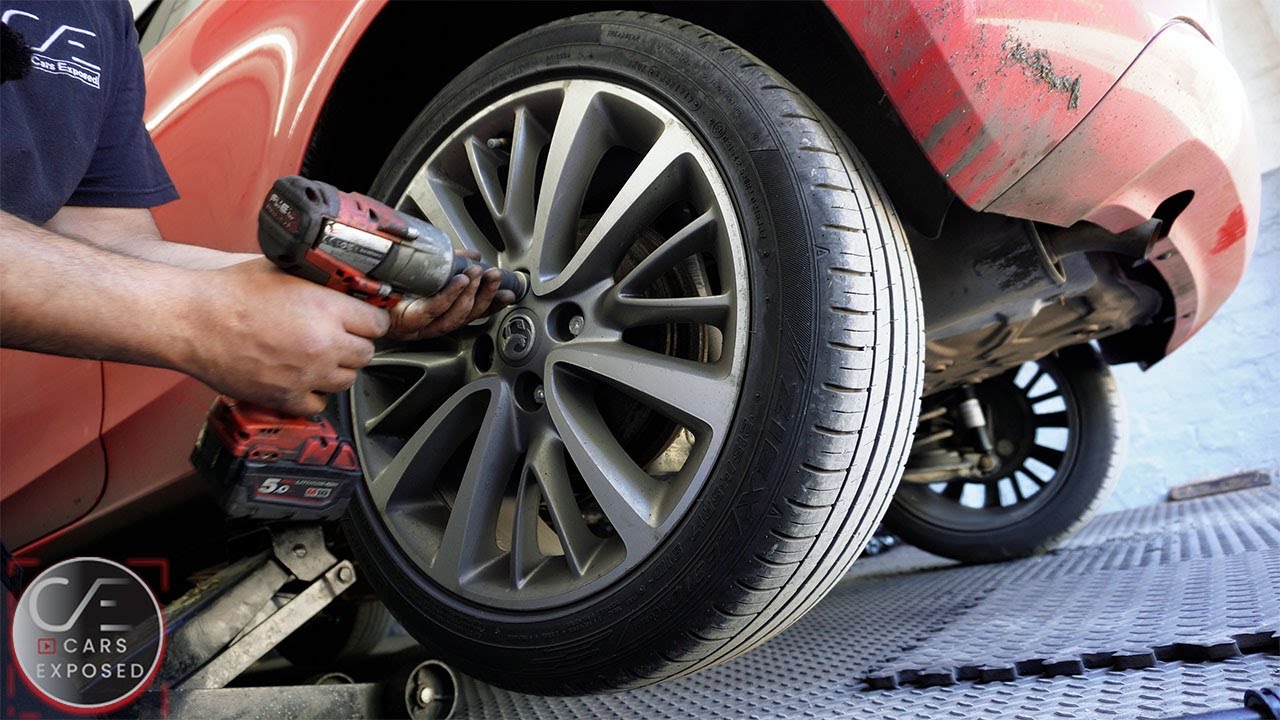 2015 Vauxhall Corsa E Rear Shock absorber Replacement | Rear Shock Absorber Leak