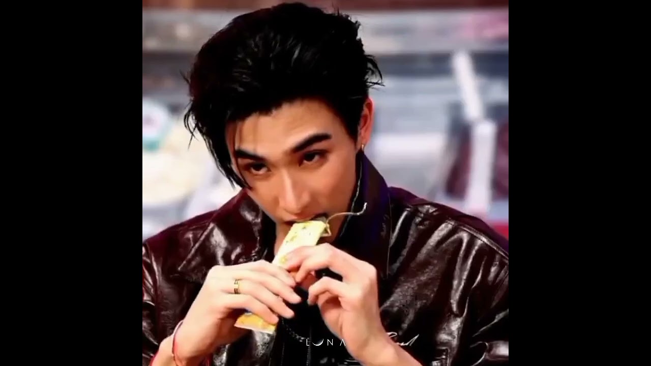 the fact that he was clueless 😭😭😭 #perthsanta #perthtanapon #santapp #L_u_n_a_lu