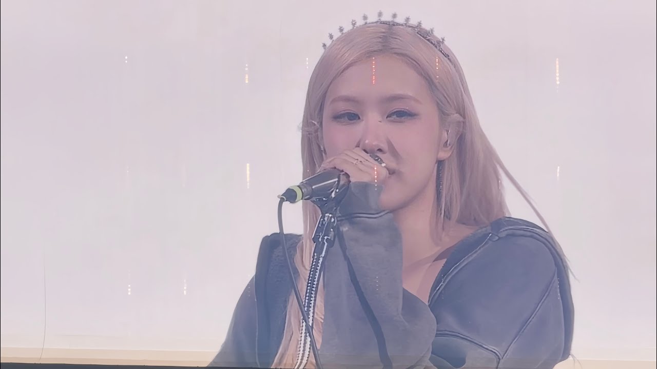 ROSE 《vampirehollie》《toxic till the end》《APT.》-BLACKPINK WORLD TOUR 《DEADLINE》 IN HONG KONG  Day 1
