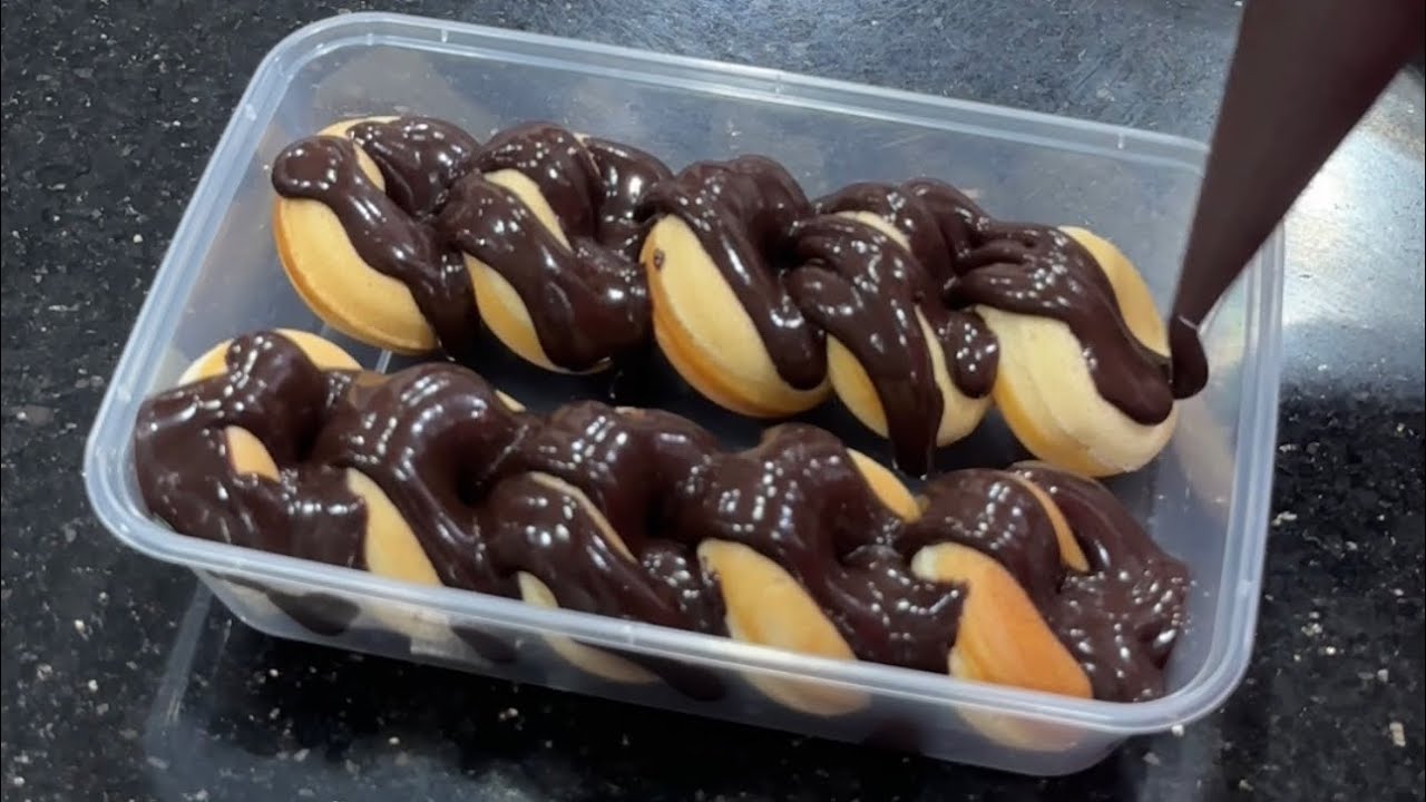 Chocolate Sauce for Messy Mini Donuts