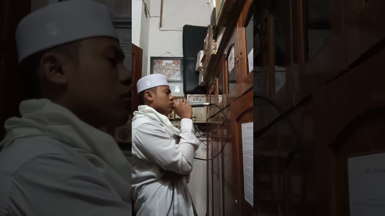 ADZAN KHAS SANTRI PP SALAFIYAH PASURUAN || VERSI UST. SATIMAN.