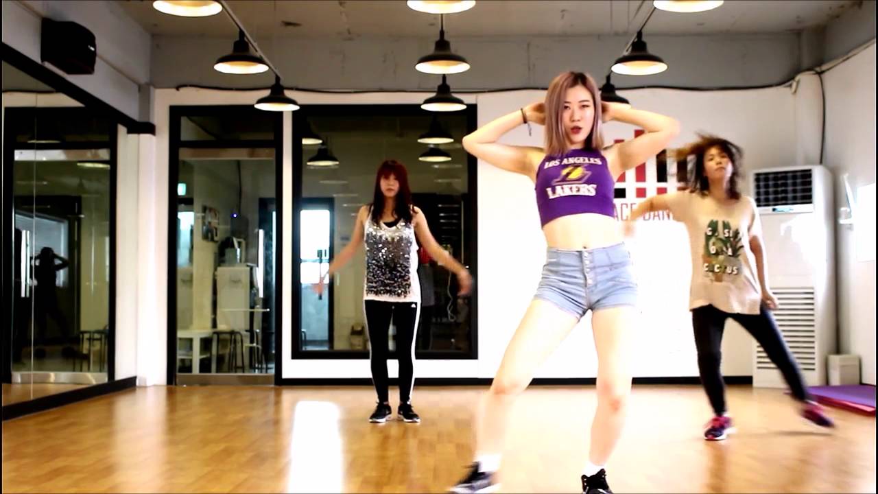 Emergency-Icona Pop | Somi Choreography | Peace Dance