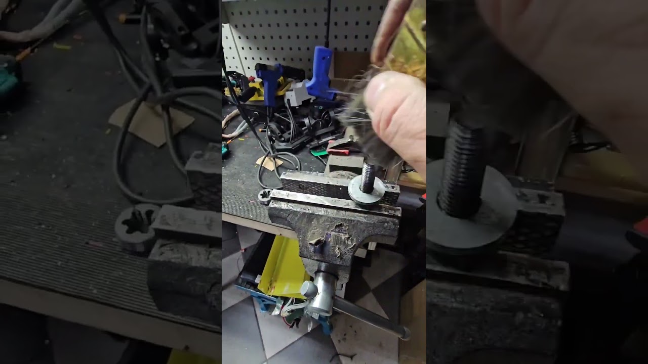 🔧 Wymiana elementu wahacza przedniego w hulajnodze Kukirin G2 – krok po kroku! 🛴