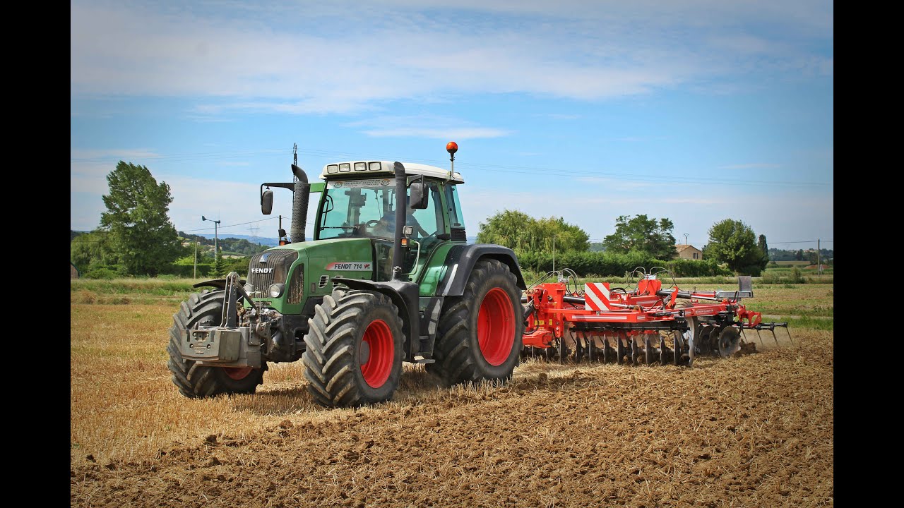 Déchaumage avec Fendt 714 + Gregoire et Besson