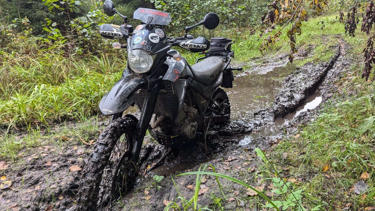 Going over the speedlimit | XT660R  - Mitas C02 Stone king + Gibson tech 8.1