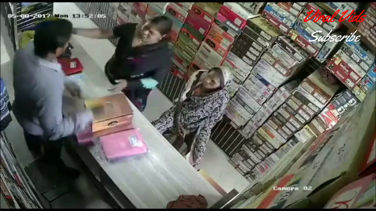lady thief Caught on Camera in India