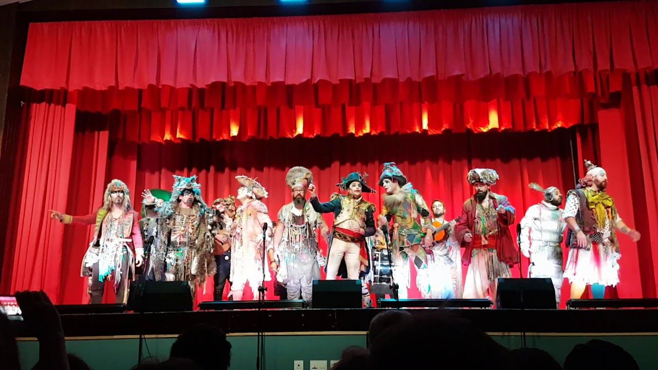 Pasodoble Recuerdo que era Mayo Los Carnívales Con Antonio Martínez Ares - Salesianos
