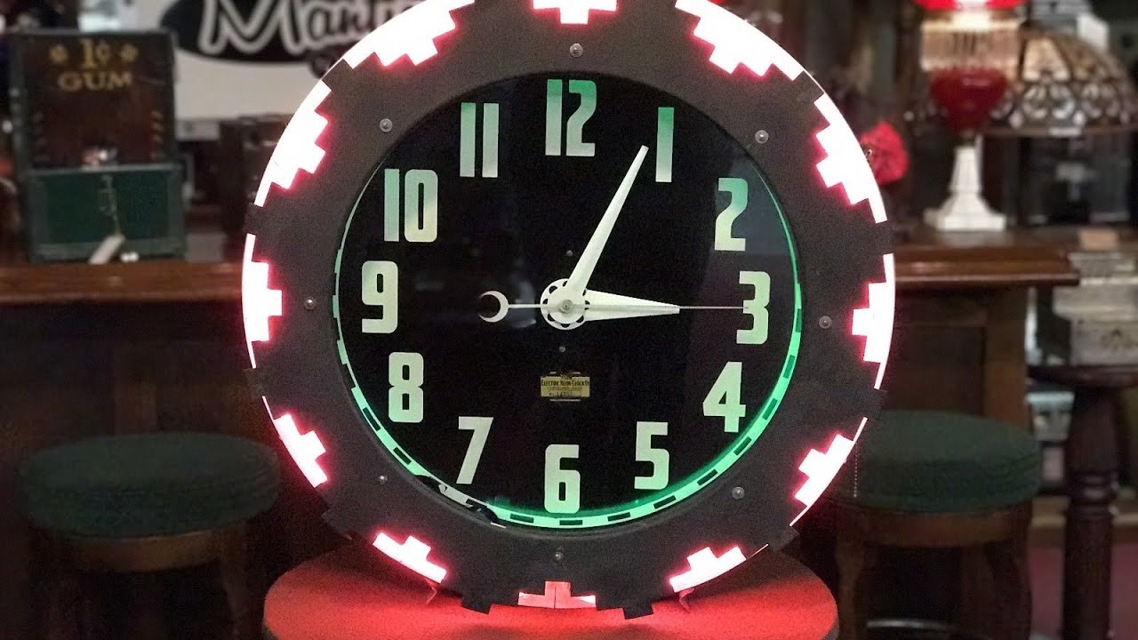 1940's Aztec 25