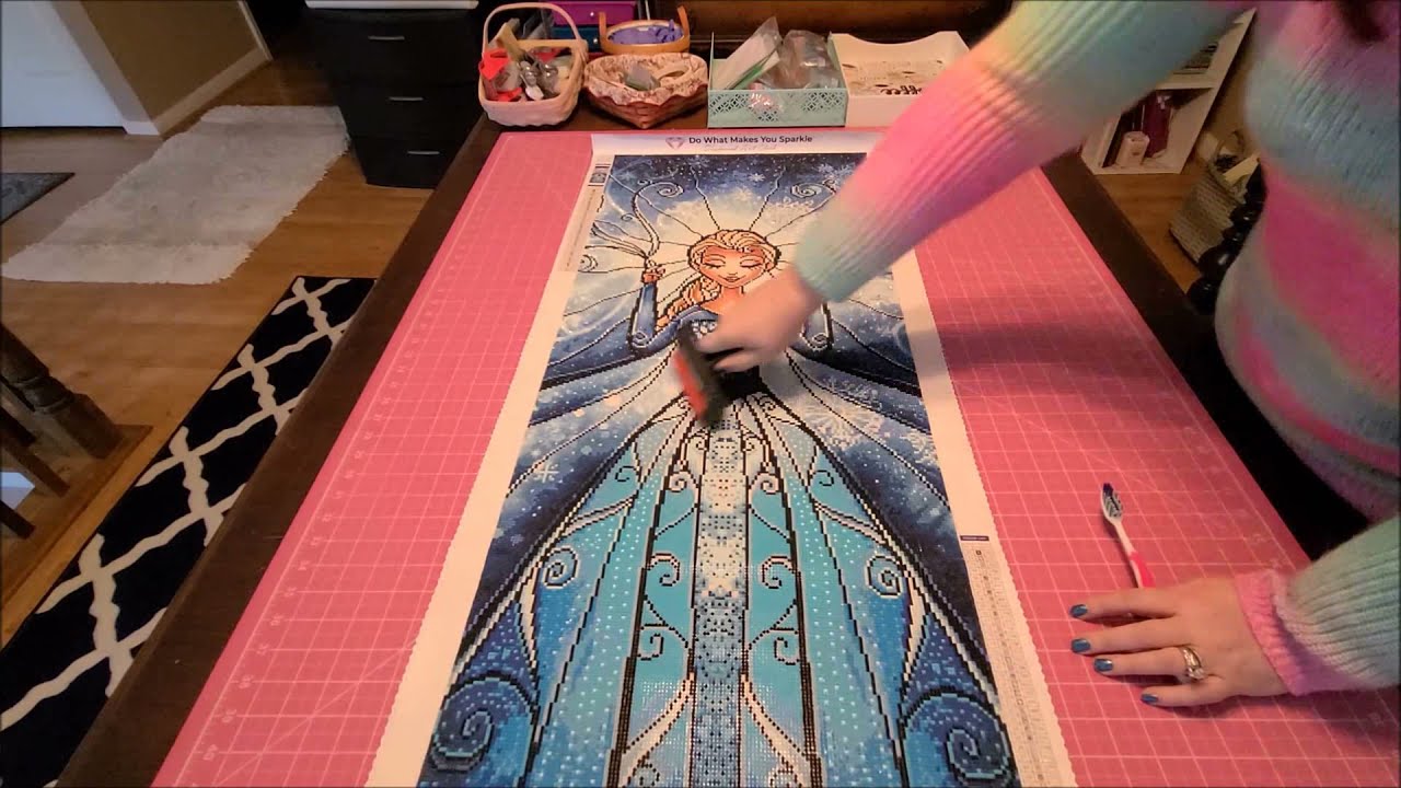 Framing Diamond Art Club's The Snow Queen!!