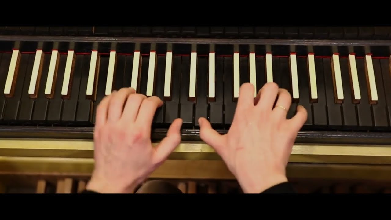 Emmanuel Arakélian plays the Fugue in g-minor BWV 578 - J.S. Bach