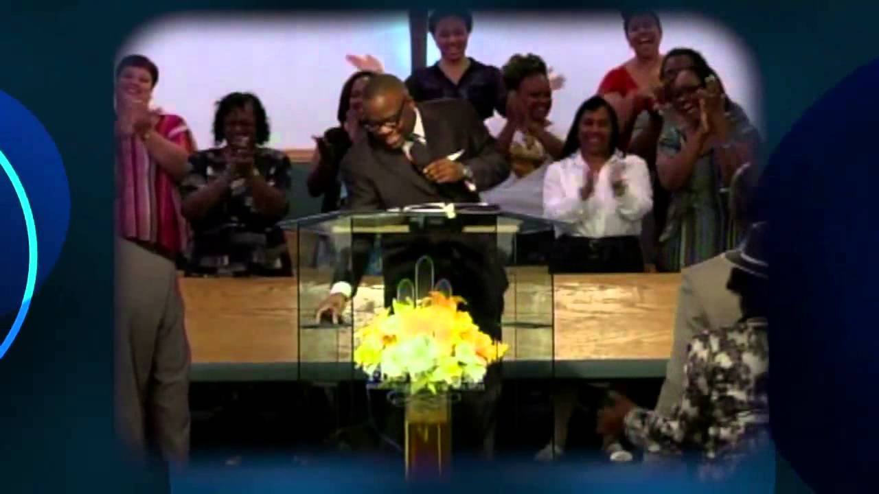 Rev. Bertrand Bailey Jr. Sings Sunday Morning at First Salem's Revival 2013