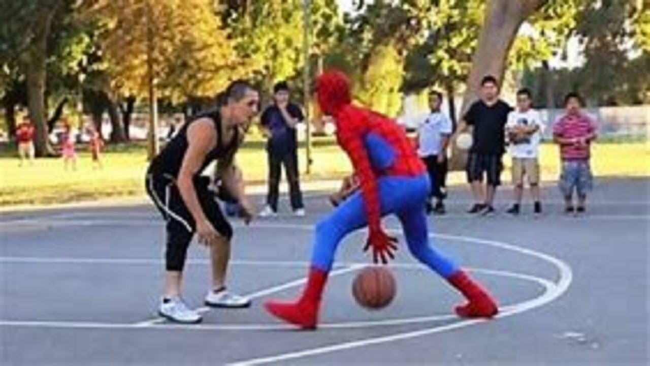 【バスケ】相手を翻弄するスパイダーマン ！華麗なドリブルで1on1！【ストリート】basketball street【Spider-Man】
