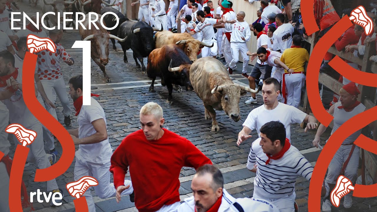 PIERWSZY WYBIEG BYK&Oacute;W w San Ferm&iacute;n 2022 | Byki od Joaqu&iacute;na N&uacute;&ntilde;eza del Cuvillo
