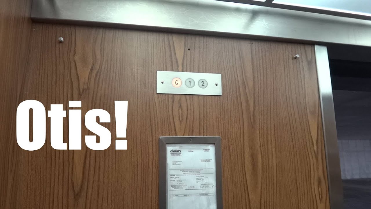Lovely 1980 Otis (GAL) Hydraulic Elevator @ South County Executive Center