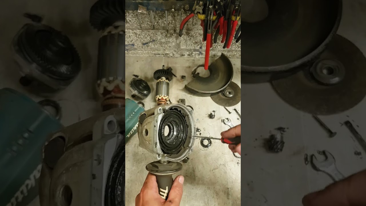 Repairing a Makita GA9040S grinder that sounds bad.