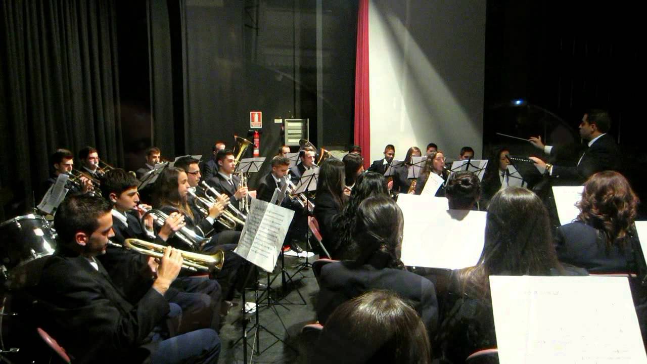 A Orillas del Danubio Azul (Johann Strauss) - Banda Municipal de El Cuervo (Sevilla) 2012