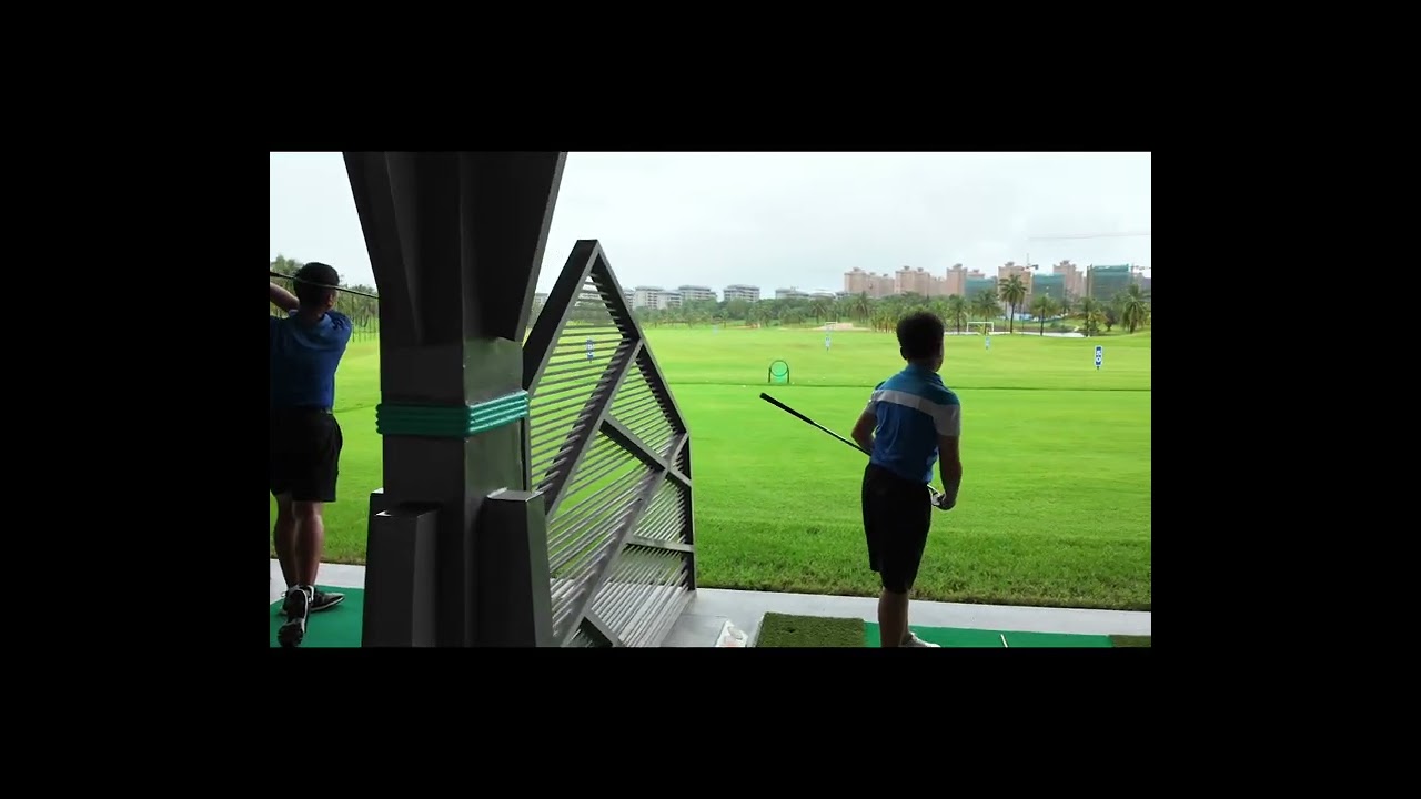 Jeff PGA France golf Professional in Hainan. Lesson with Elite Team