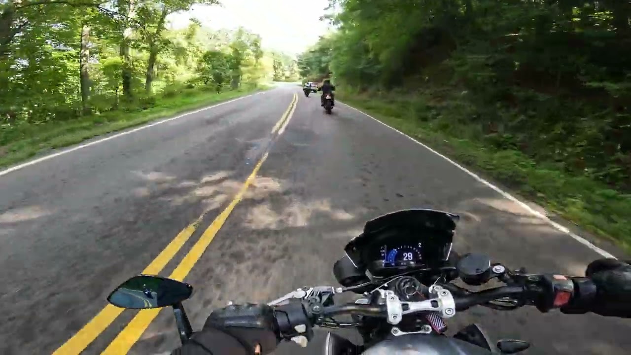 HWY421 - The Snake - Lunch Time Ride