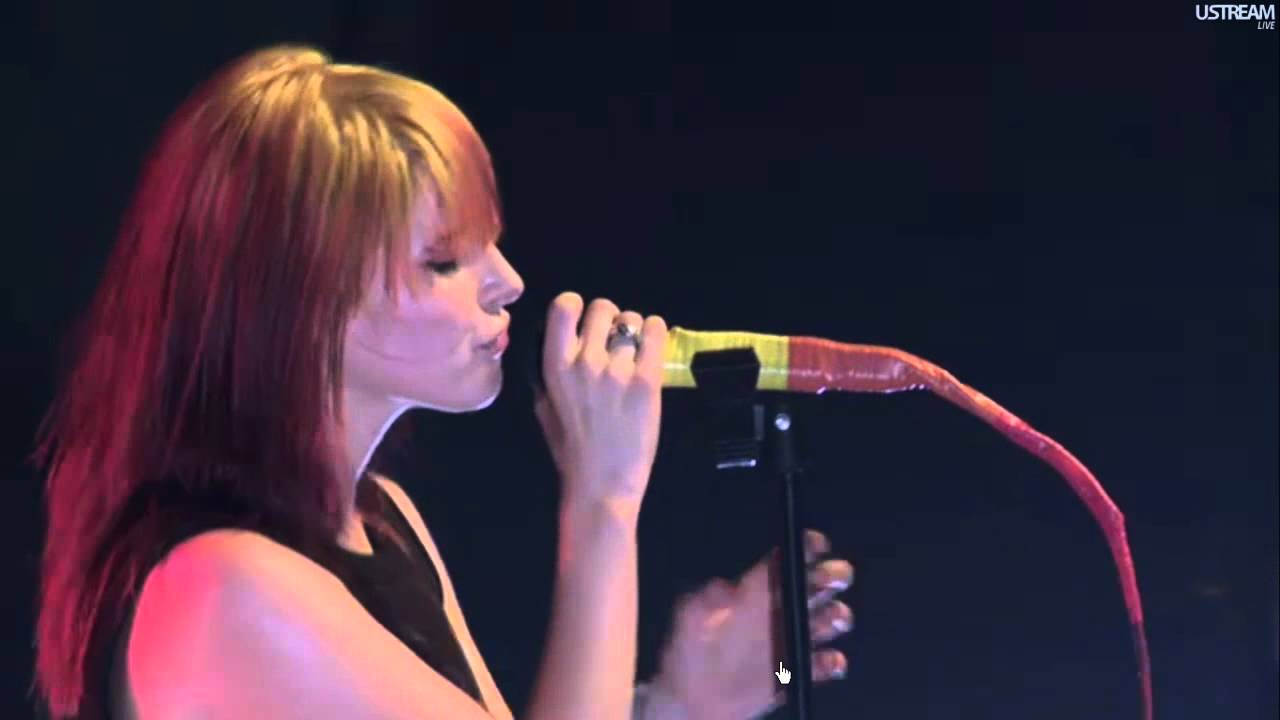 Paramore - Monster @ Fueled By Ramen 15th Anniversary HD