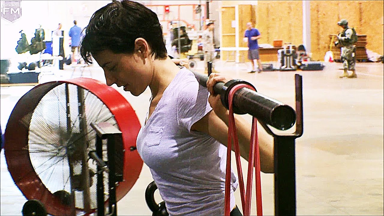 Workout Antje Traue (Faora-Ul) 'Man of Steel' Behind The Scenes