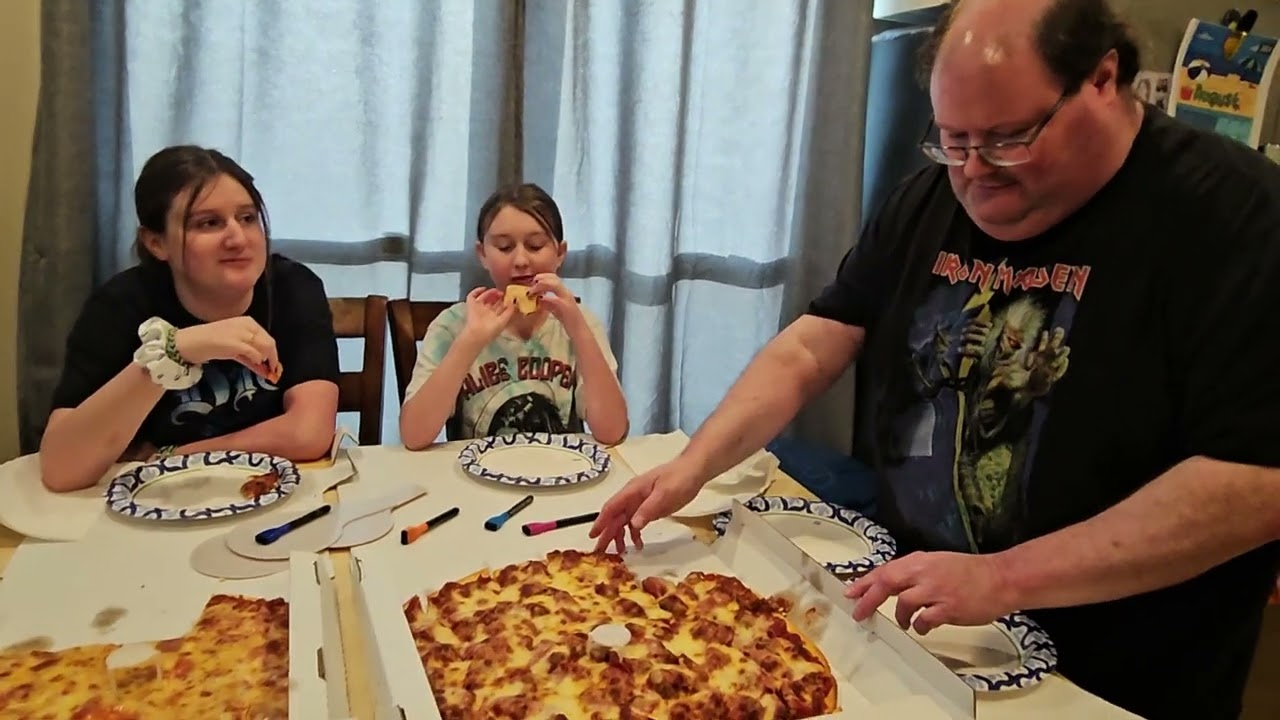 Review of Sal's Pizza Company in Algonquin, IL - Chicago Pizza Review