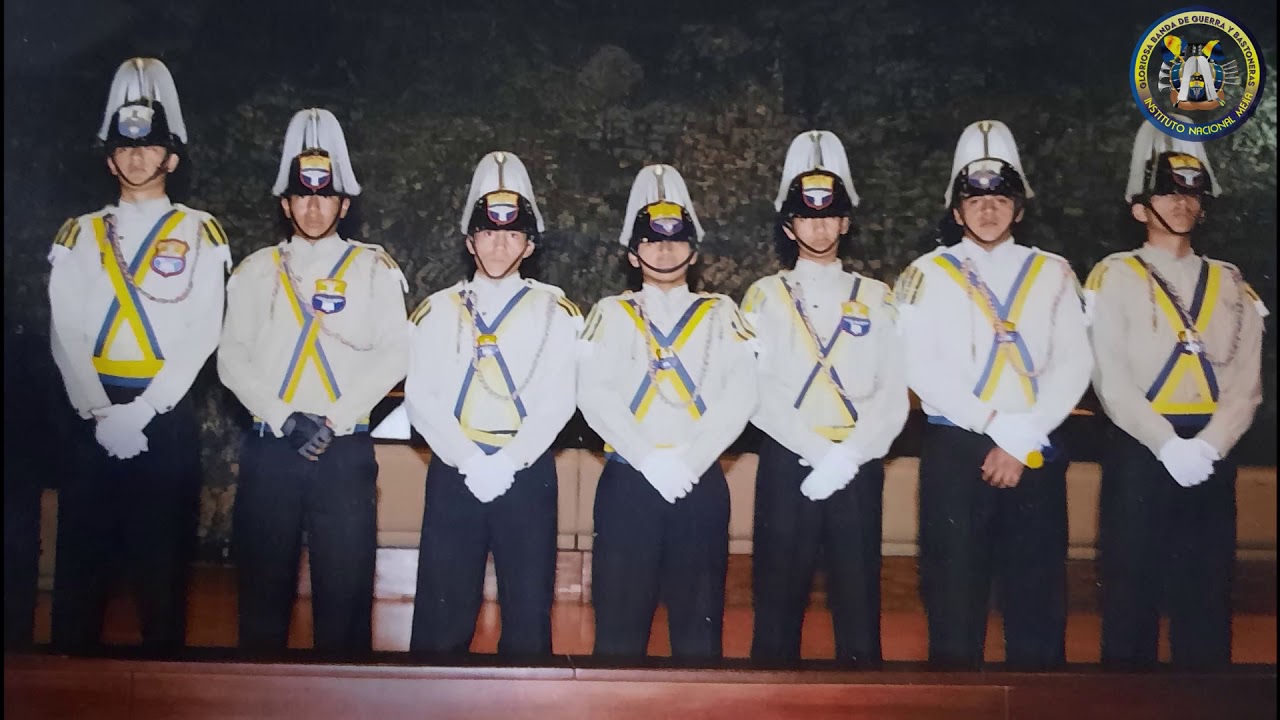 BODAS DE ROBLE GLORIOSA BANDA DE GUERRA INSTITUTO NACIONAL MEJÍA Jorge chino Carrera