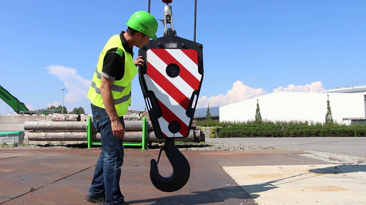 SENNEBOGEN Wartungsvideo - 683 Telekran