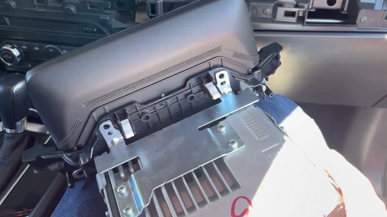 Mazda Infotainment system (radio) rebooting, crashing and Ghost Touch Fix