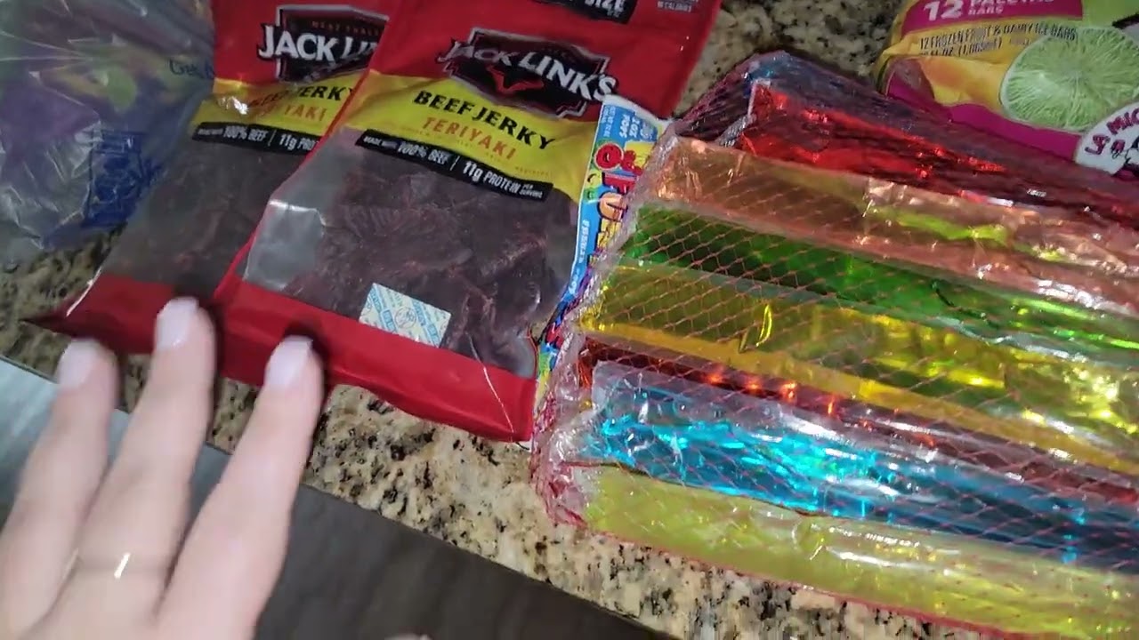 WALMART GROCERY HAUL WITH MOMOF4NICOLE! #SINGLEMOMLIFE