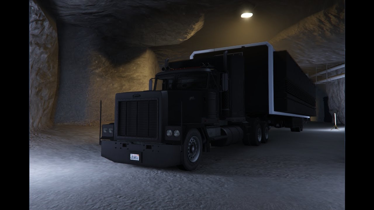 Kupuje mobilne centrum operacyjne GTA V ONLINE