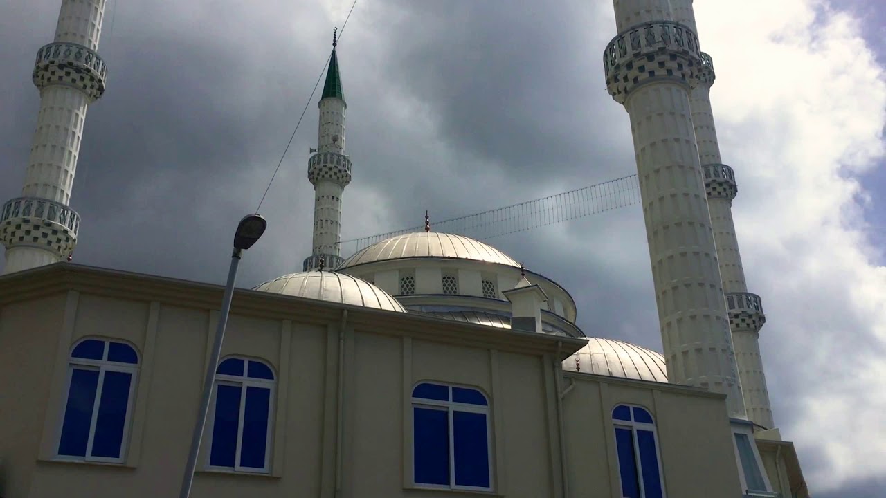 MUHTEŞEM EZAN