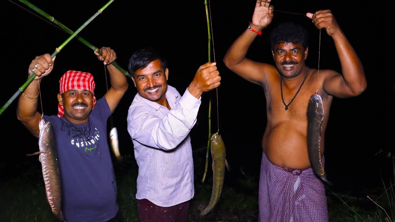 শীতের রাতে মাছ ধরে পিকনিক | Winter night fishing and picnic | village style hook fishing & cooking